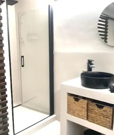 Апартаменты Stylish City-center 2 Bdrms Аликанте