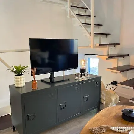 Apartment Stylish City-center 2 Bdrms