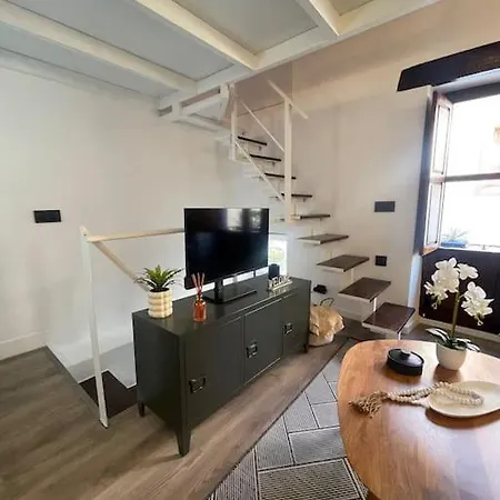 Stylish City-center 2 Bdrms Apartment Alicante