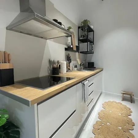 Apartment Stylish City-center 2 Bdrms *