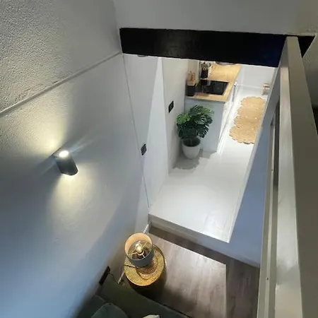 Apartment Stylish City-center 2 Bdrms